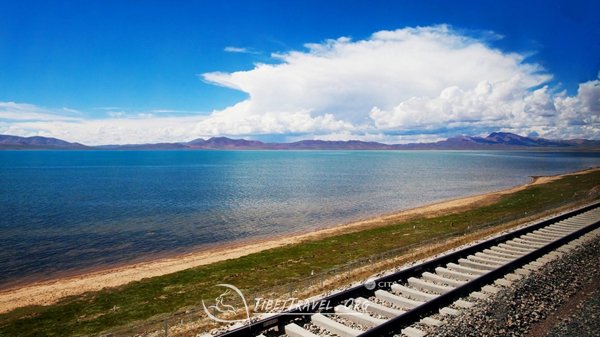 Tibet train tour