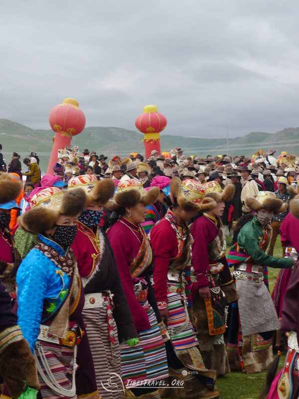Tibet-horse-race-festival
