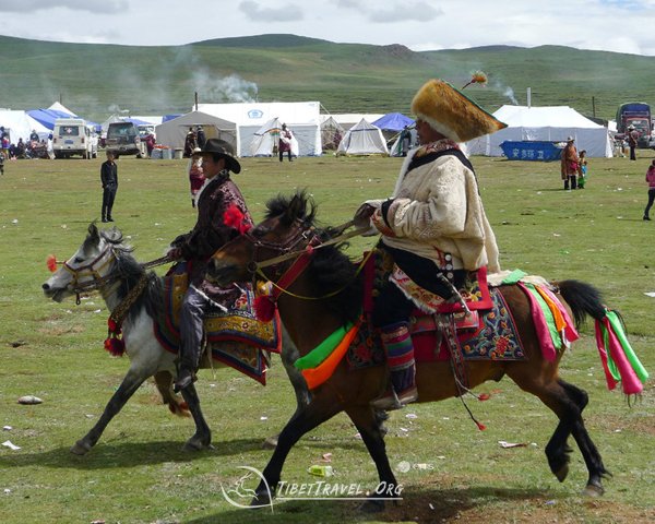 horse-race-tibet