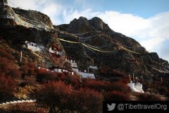 One Day Private Lhasa Cycling Tour to Drak Yerpa
