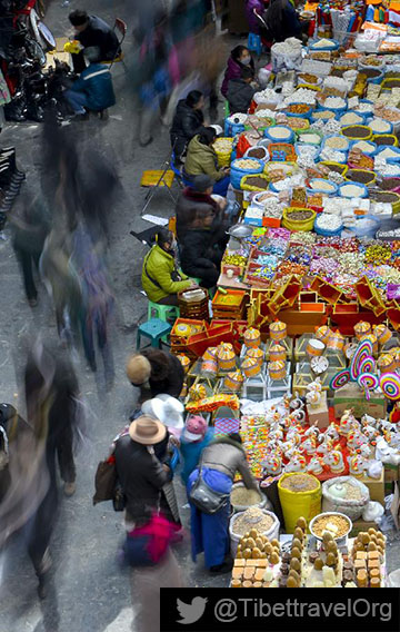 Tromse-kang Market in Lhasa