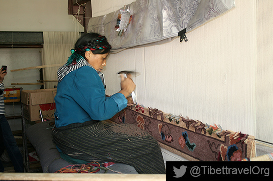 Making Tibetan Carpet