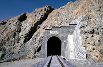 Qinghai-Tibet railway tunnel