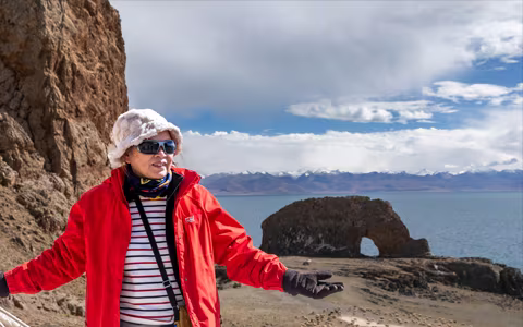 11 Days Chengdu Lhasa Namtso Guangzhou Train Tour