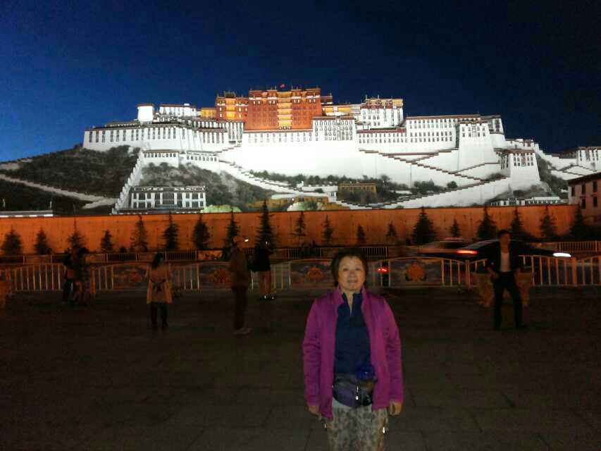 Margret Cheng is travelling in Tibet