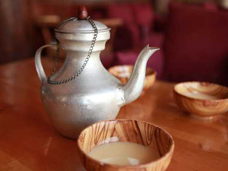 Wooden Bowl in Tibet is usually used to drink buttered tea