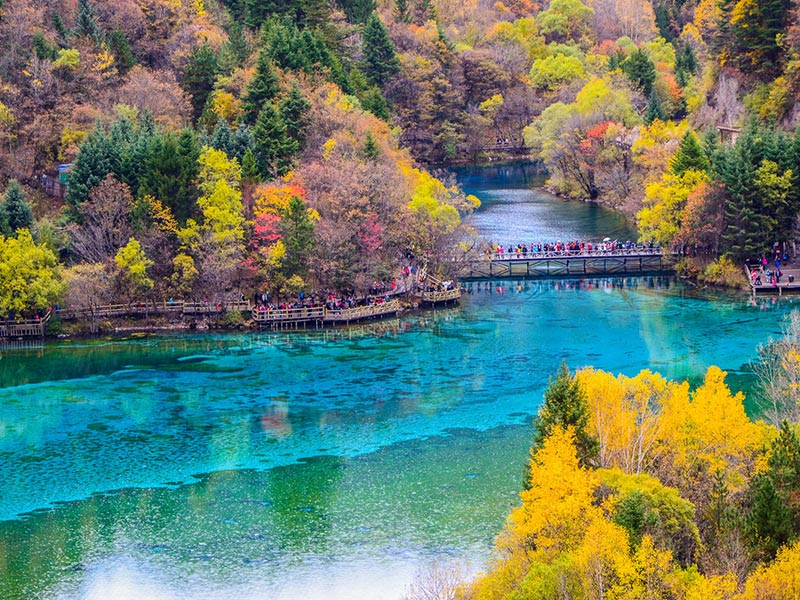  Jiuzhaigou National Park 