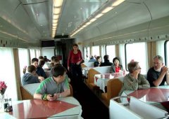 How About Meals on Tibet Train