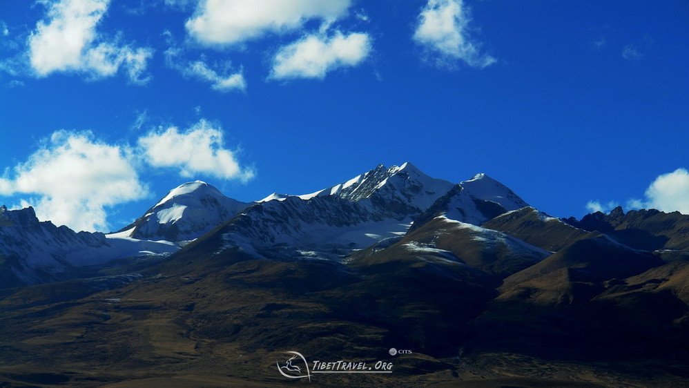snow-capped mountains on railway to tibet
