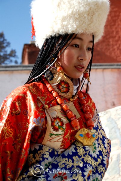 Tibetan women’s headwear